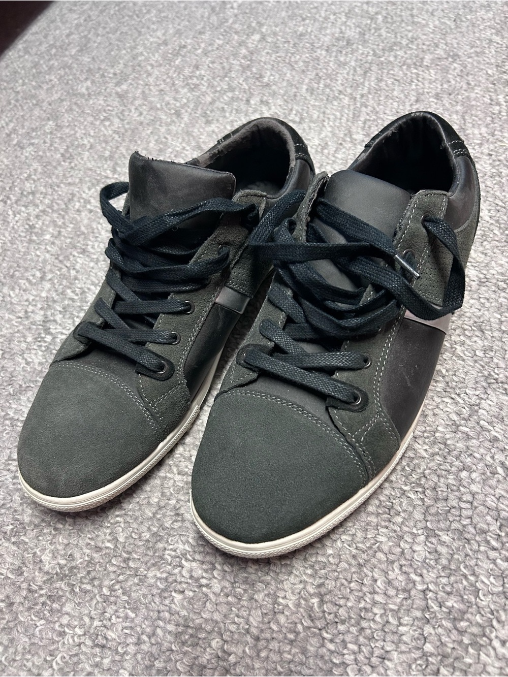 Kenneth Cole Reaction Men's Dark Gray Suede Lace-Up Sneakers
